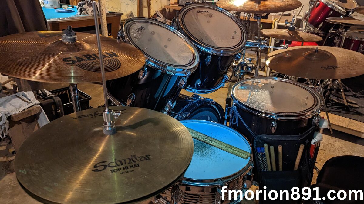 Scimitar vs. ZBT Cymbals: A Comprehensive Comparison for Drummers